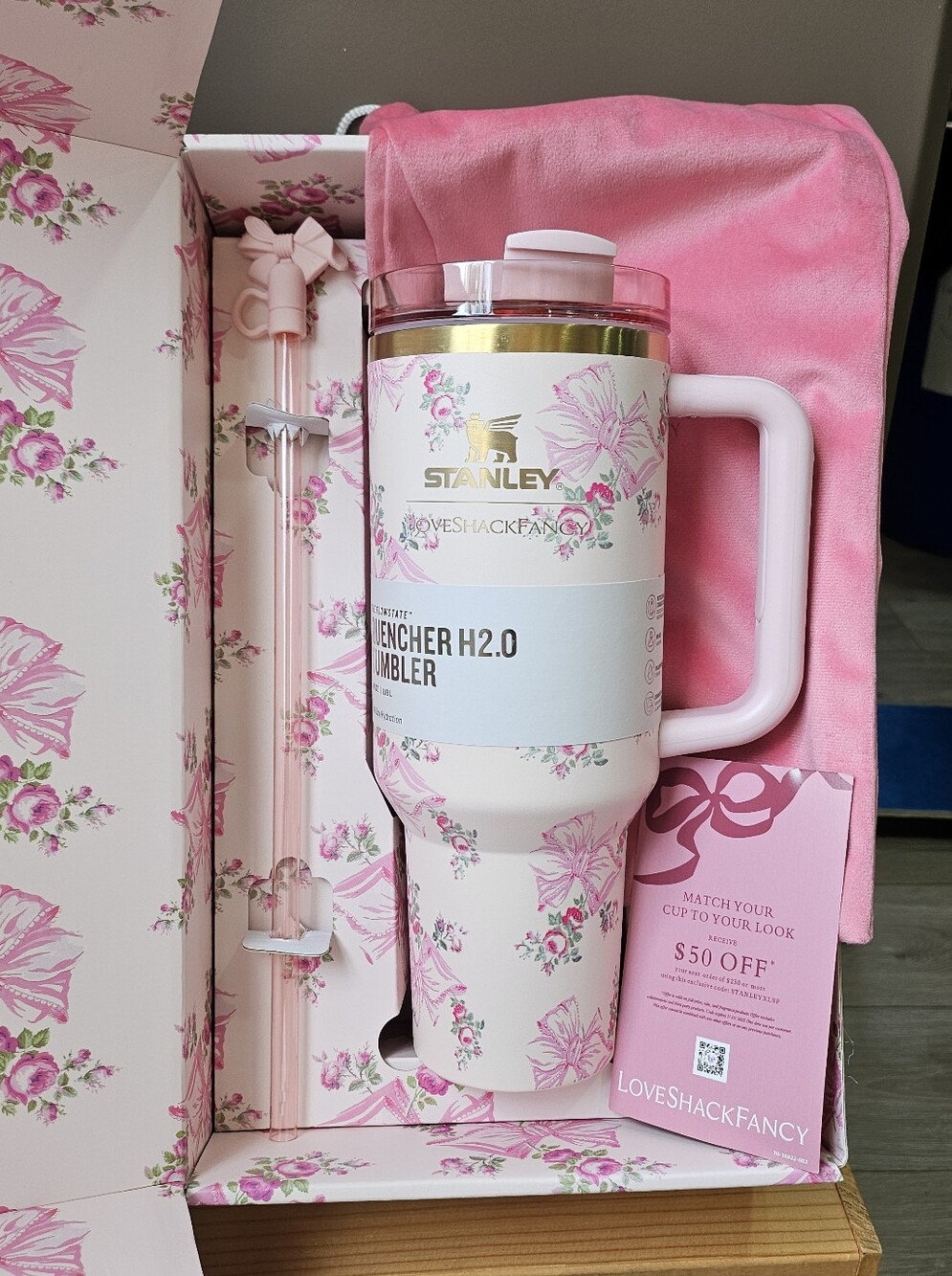 Stanlet LoveShackFancy 40oz Tumbler - Picture 6 of 6
